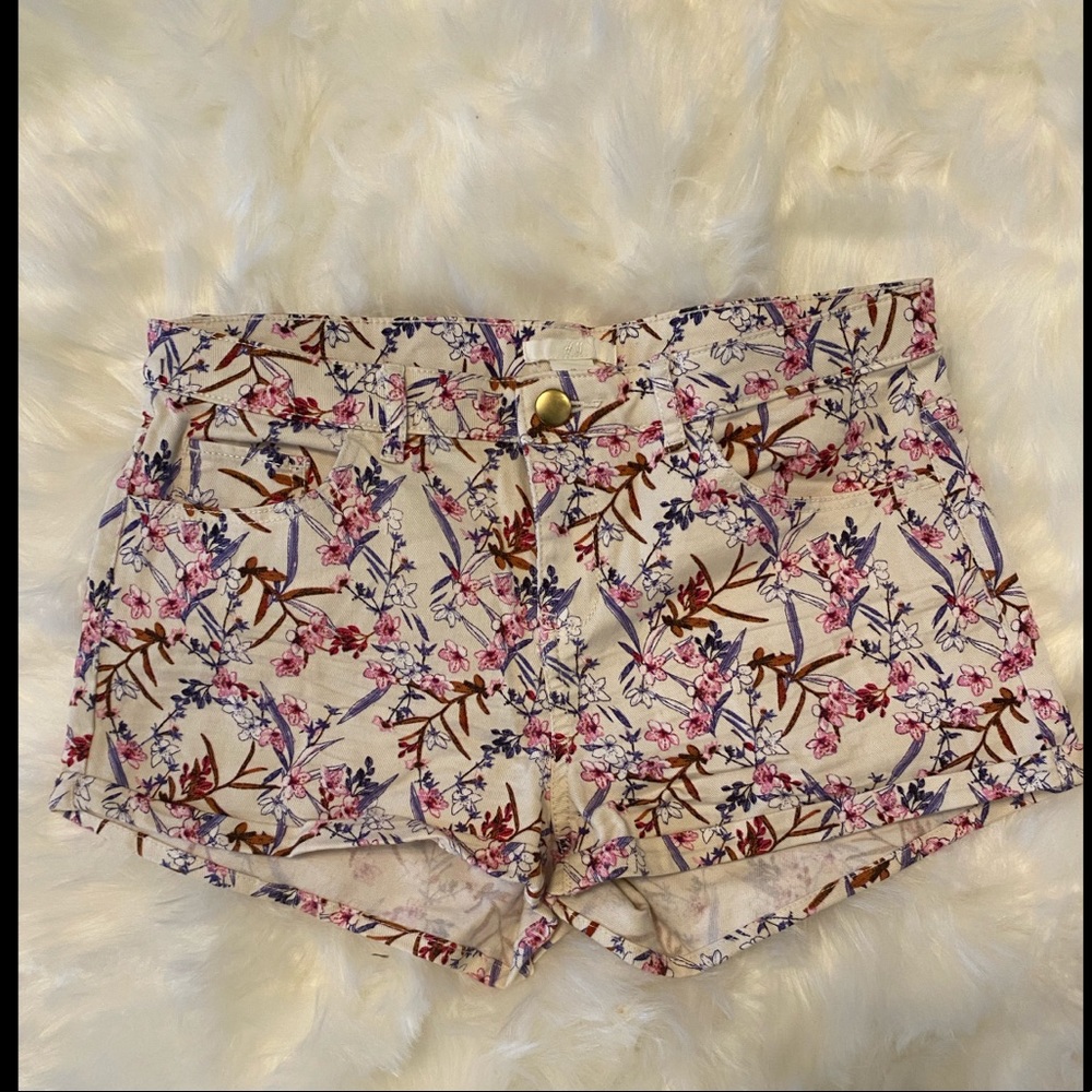 H&M girl shorts